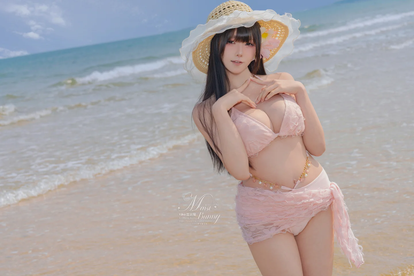 咬一口兔娘（Yiko湿润兔）_25年7月订阅作品『粉红假日』97P,3V_2_12GB tg@simisebaisi 【丝足阁】006.webp
